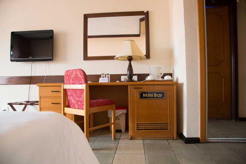 Elmina Beach Resort Екстер'єр фото